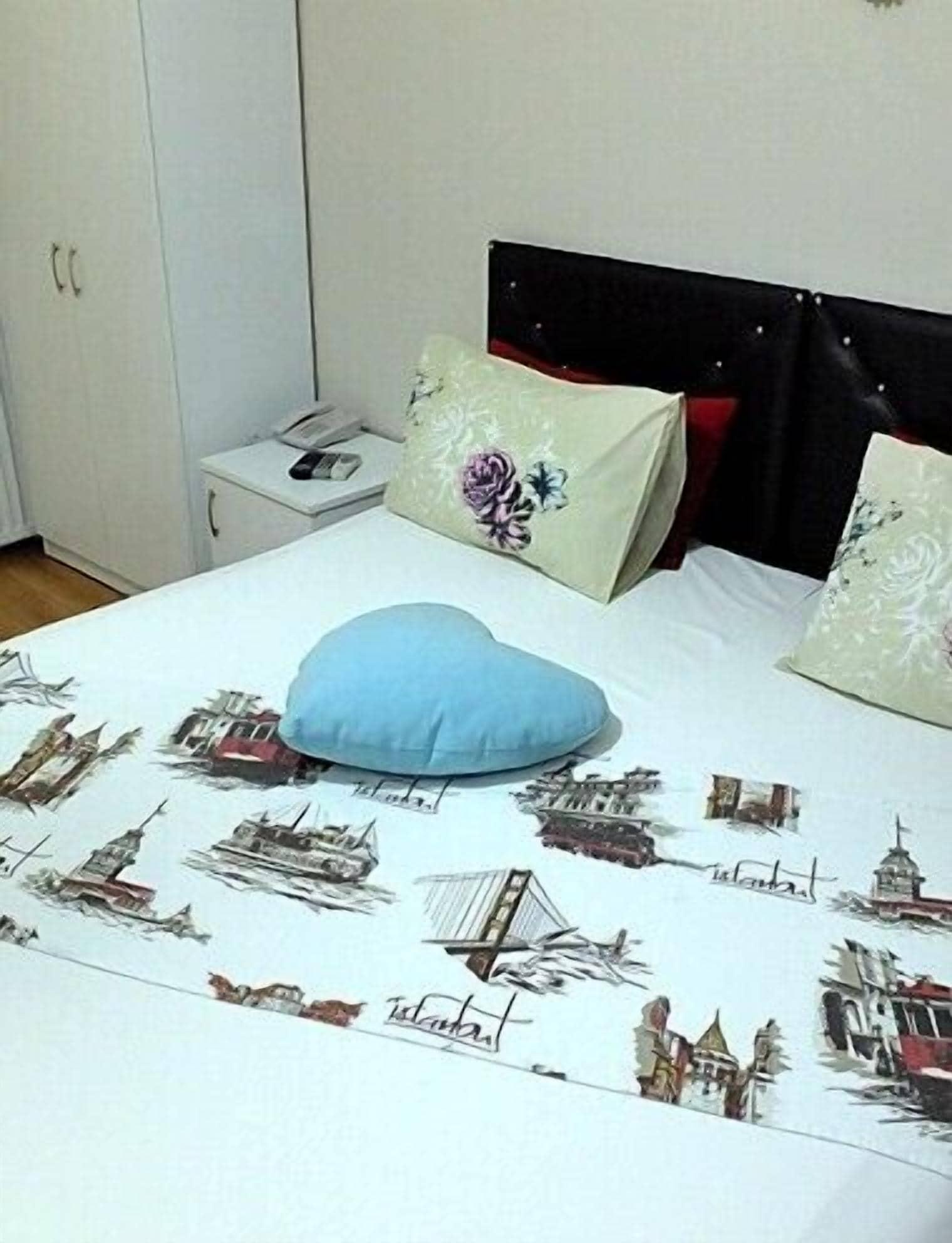 Kadikoy Port Hotel Istanbul Exterior photo
