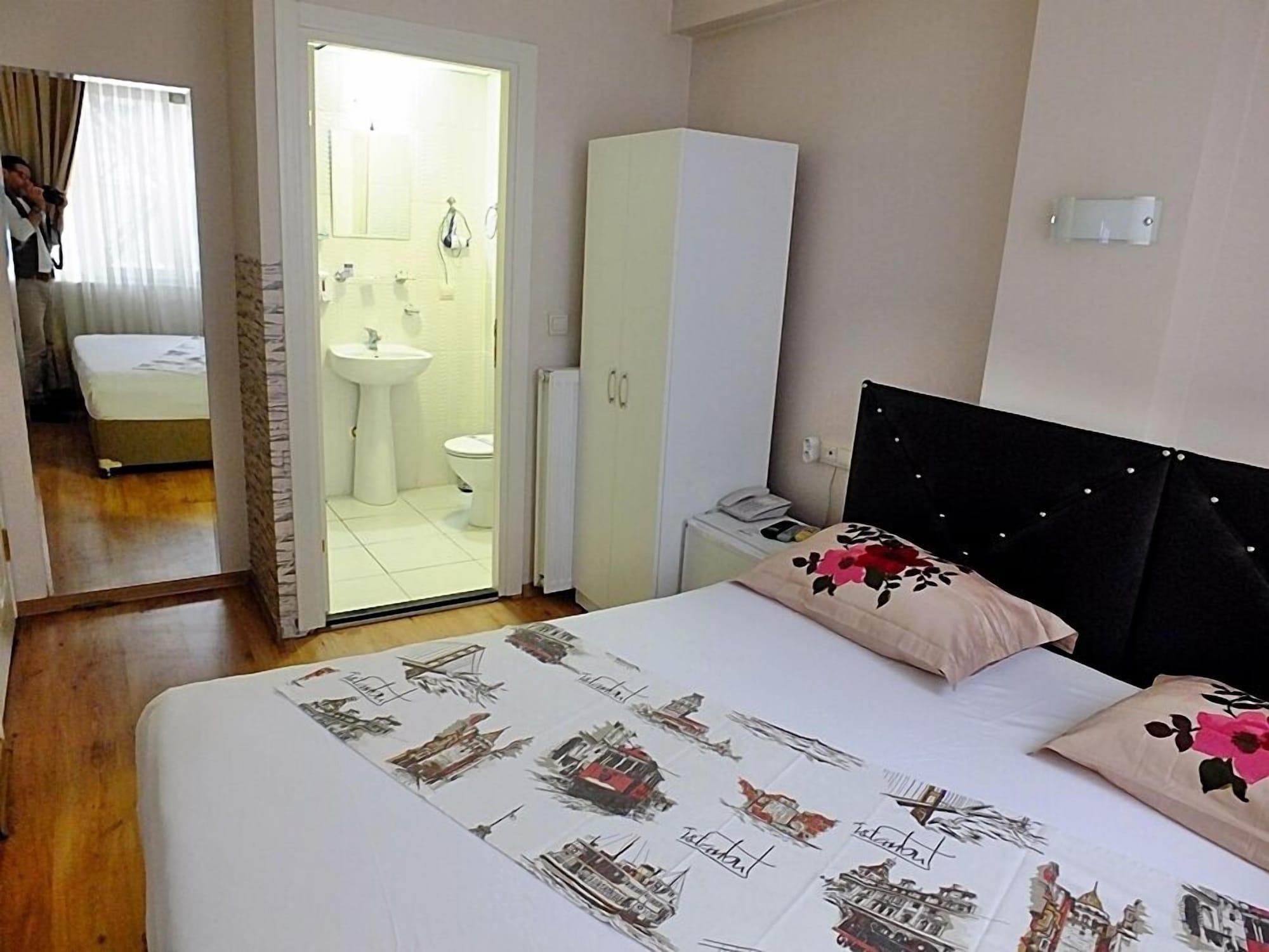 Kadikoy Port Hotel Istanbul Exterior photo
