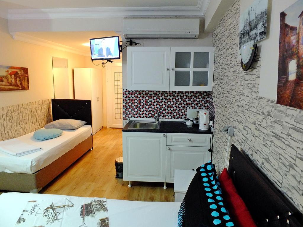 Kadikoy Port Hotel Istanbul Room photo